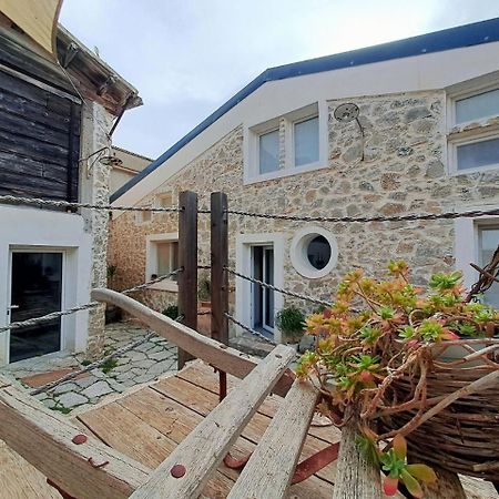 Le Mangiatoie Del Cavaliere Bed & Breakfast Монталегро Екстериор снимка