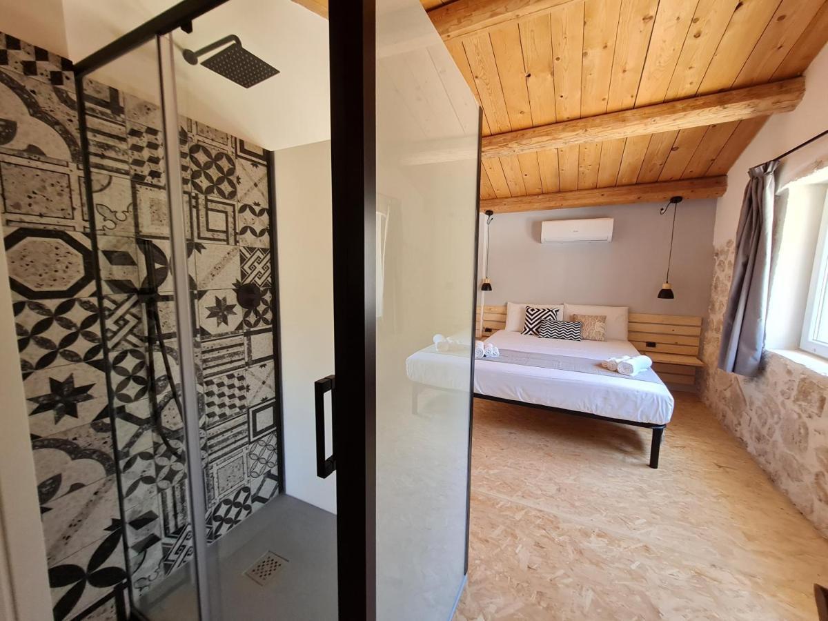 Le Mangiatoie Del Cavaliere Bed & Breakfast Монталегро Екстериор снимка