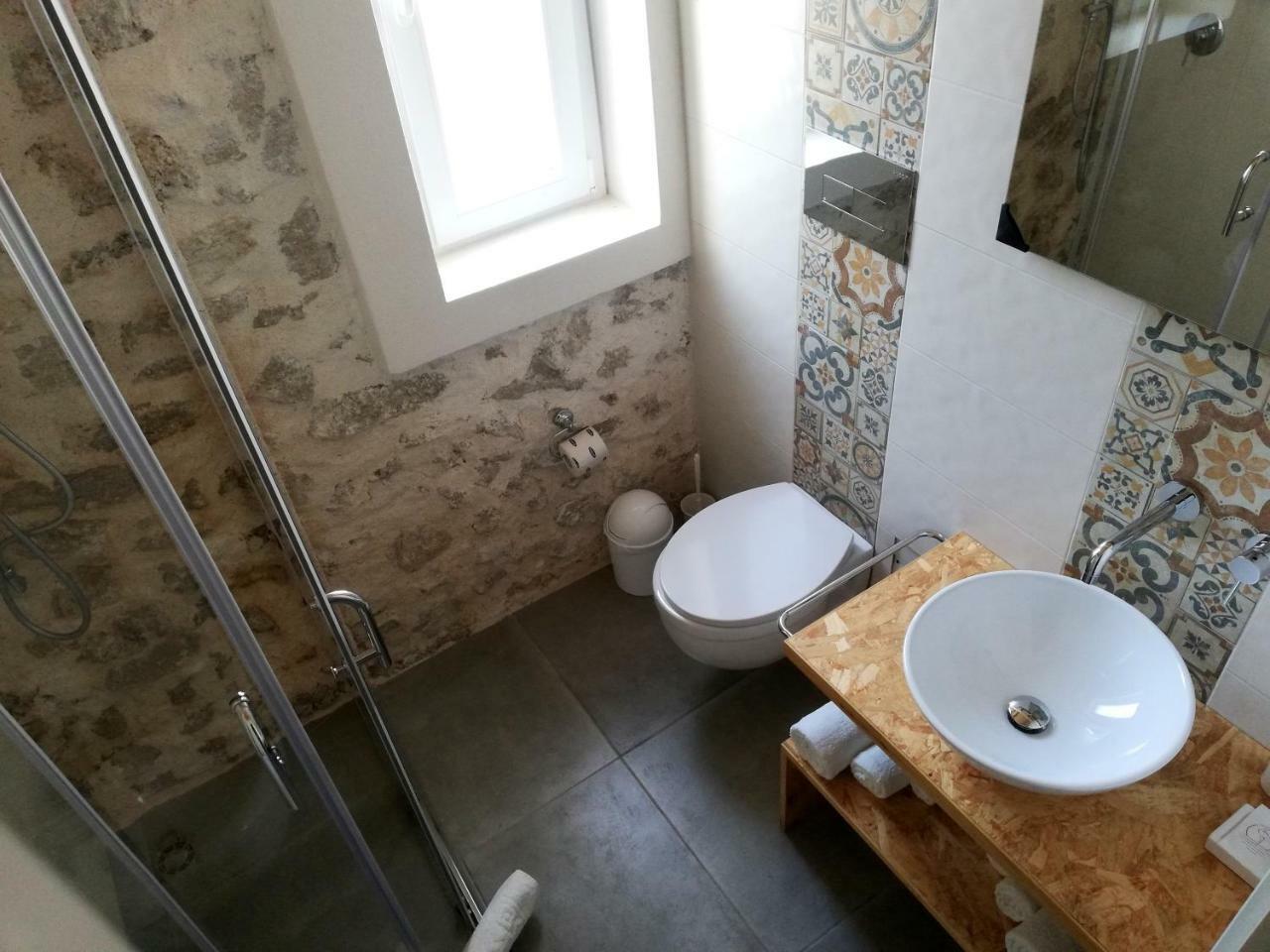 Le Mangiatoie Del Cavaliere Bed & Breakfast Монталегро Екстериор снимка